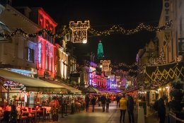 &copy; Kerststad Valkenburg/Jasper Kroese - Eleven Media