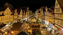 &copy; Isnurnfoto. - stock.adobe.com