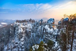 &copy; Sliver - stock.adobe.com