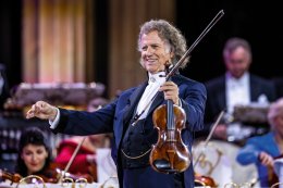 &copy; André Rieu Productions 