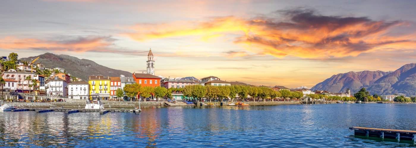 Blick auf Asona © Sina Ettmer - stock.adobe.com