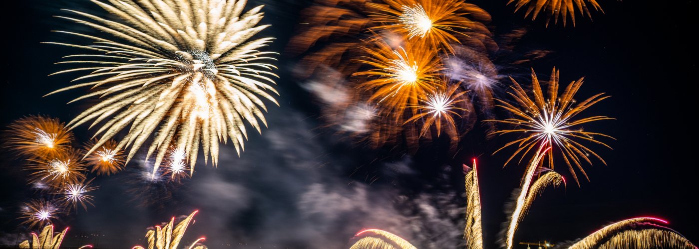 Feuerwerk über Mainz © Stephan Dinges - stock.adobe.com