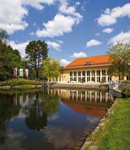 Festhalle in Bad Brambach © Gerhard Köhler - fotolia.com