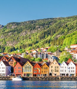 Blick auf Bergen © Zarnell-stock.adobe.com