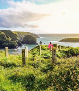 Klippen in Cornwall © markus thoenen - stock.adobe.com