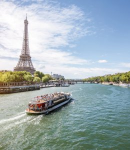 Bootsfahrt auf der Seine © rh2010 - stock.adobe.com