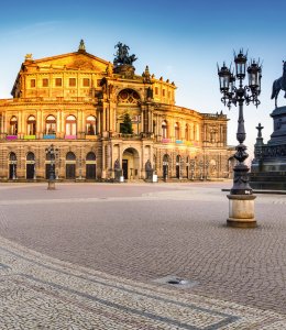 Semperoper in Dresden © ecstk22 - stock.adobe.com
