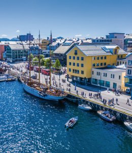 Hafen von Kristiansund N © Per Kvalvik - Visitnorthwest.no