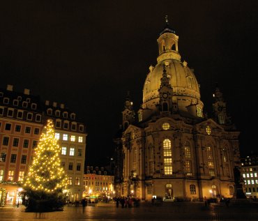 Frauenkirche zur Weihnachtszeit © LianeM - fotolia.com