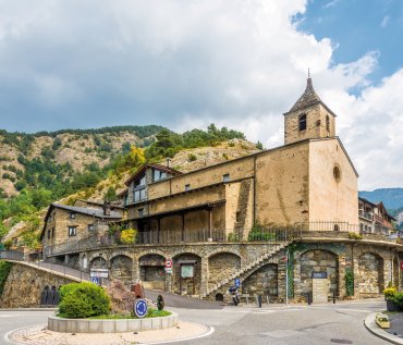 Kirche Sant Corneli y Sant Cebria in Ordino © milosk50 - stock.adobe.com