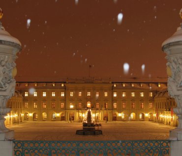 Verschneiter Hof von Schloss Ludwigsburg © Staatliche Schlösser und Gärten Baden-Württemberg, Thomas Bühler