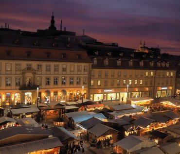 Weihnachtsmarkt am Maxplatz © Steffen Schützwohl/BAMBERG TKS/Pressestelle Stadt Bamberg