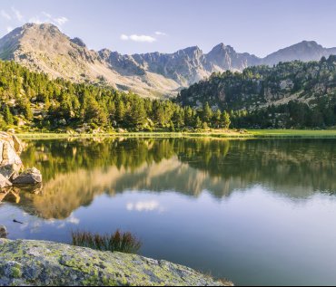 Bergsee Estany © MagdalenaPaluchowska-stock.adobe.com