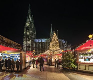Weihnachtsmarkt am Kölner Dom © Mikhail Markovskiy - stock.adobe.com